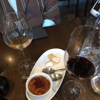 Vinograf - Creme Brûlée - Wine Bars Near Me - Prague, Puerto Rico Vinograf - Creme Brûlée - Wine Bars Near Me - Prague, Puerto Rico