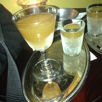 Hemingway bar - Please order a sidecar - Cocktail Bars Near Me - Prague, Puerto Rico