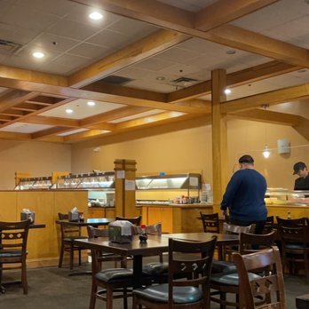 Yutaka Buffet - dinner area - Buffets Near Me - Revere, Massachusetts
