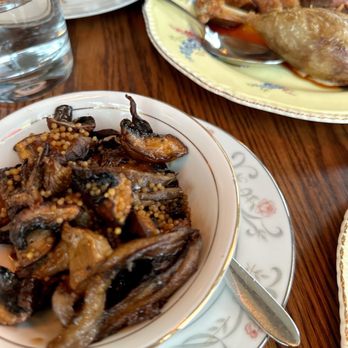 Chantecler - Mushrooms - French Near Me - Toronto, Ontario Chantecler - Mushrooms - French Near Me - Toronto, Ontario