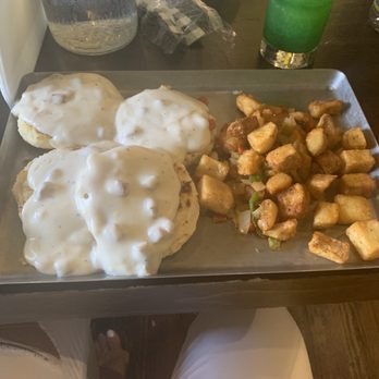 Kamp - Biscuit and gravy w/ golden ticket drink - Bars Near Me - Houston, Texas Kamp - Biscuit and gravy w/ golden ticket drink - Bars Near Me - Houston, Texas