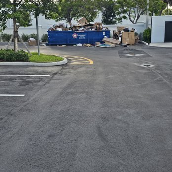 Sereno - Dumpster - Apartments Near Me - Sunrise, Florida