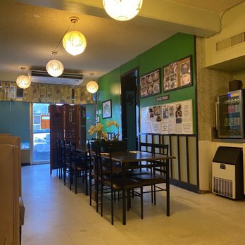 Yagura Restaurant - Inside - Japanese Near Me - Honolulu, Hawaii Yagura Restaurant - Inside - Japanese Near Me - Honolulu, Hawaii
