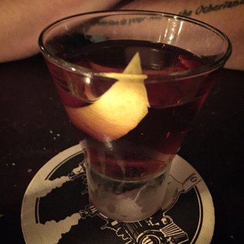 Tjoget - Negroni Milanese (Holy Trinity with Chamomile and Saffron) - Bars Near Me - Stockholm, Alberta