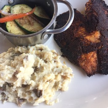 Palmyra Pub and Eatery - Blackened tilapia with mashed potatoes and grilled veggies - New American Near Me - Dixon, Illinois