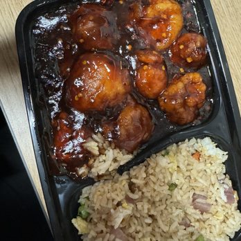 TNR Cafe - General Tsp - Chinese Near Me - Arlington, Virginia