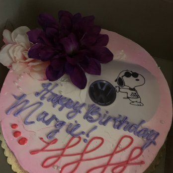 Angela's Eccentric Kitchen - Birthday cake - Bakeries Near Me - Santee, California