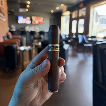 The Noble Leaf Cigar Lounge - Mi Querida Cigar from Steve Saka and the Dunbarton Tobacco & Trust Company. Saka also was part of creating the popular Liga Privada blend. - Cigar Bars Near Me - Simpsonville, South Carolina The Noble Leaf Cigar Lounge - Mi Querida Cigar from Steve Saka and the Dunbarton Tobacco & Trust Company. Saka also was part of creating the popular Liga Privada blend. - Cigar Bars Near Me - Simpsonville, South Carolina