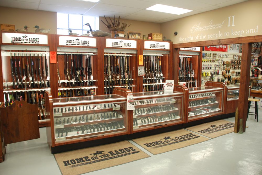 HOME ON THE RANGE Updated August 2024 512 Main St, Winfield, Kansas Guns & Ammo Phone