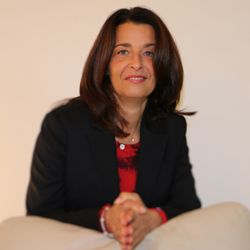 Hypnosis For Wellbeing - Welcome, my name is Alexandra Bley and I am your hypnotist.