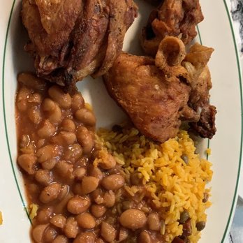 Cafe Central - Puerto Rican Near Me - Chicago, Illinois