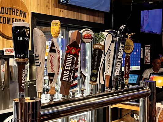 Branch House Tavern by null