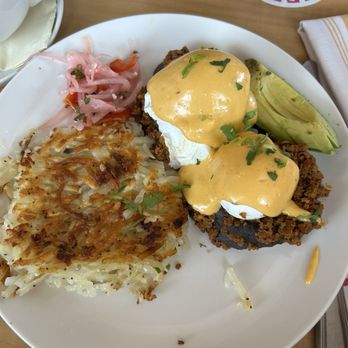 Day Maker Half Day Cafe - Breakfast & Brunch Near Me - Austin, Texas