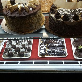 Big View Diner - The bottom ones have fruit or cream inside. - Diners Near Me - Charlotte, North Carolina