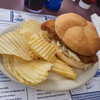 Central Restaurant - Fish Sandwich - American Near Me - Apollo, Pennsylvania
