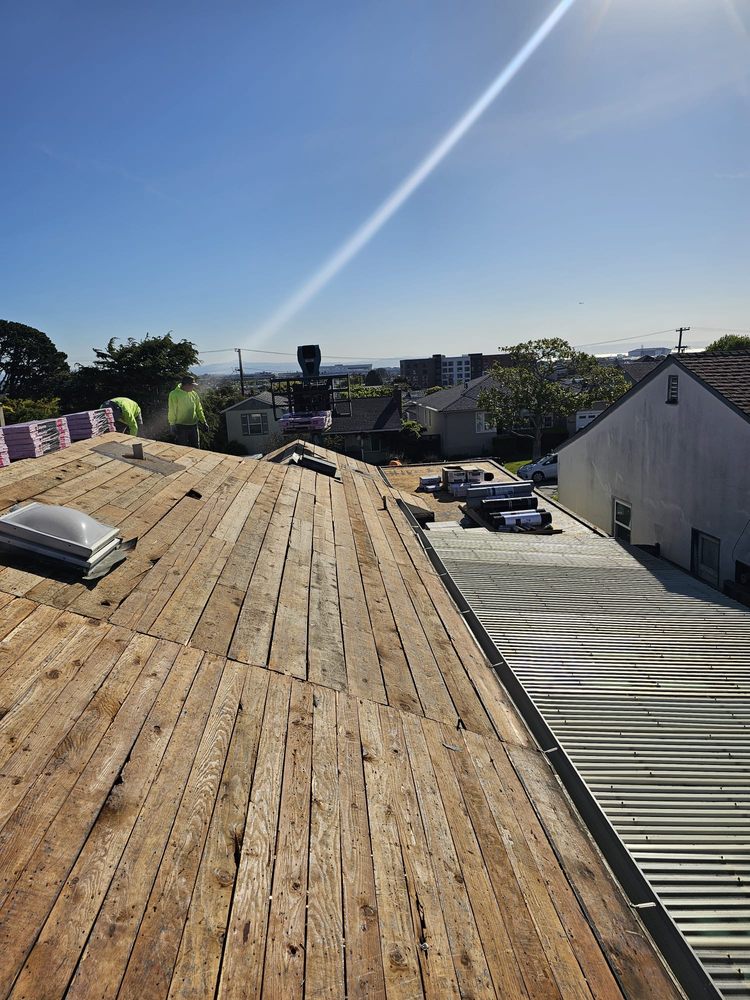 Slide of Acme Roofing Services