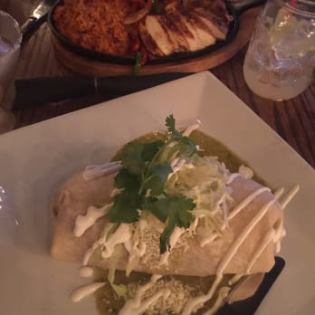 Johnny Tequila's - Main entries, chicken fajitas and chicken burrito - Mexican Near Me - Roselle, New Jersey Johnny Tequila's - Main entries, chicken fajitas and chicken burrito - Mexican Near Me - Roselle, New Jersey