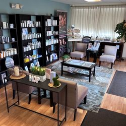 Renewal MedSpa - Waiting area