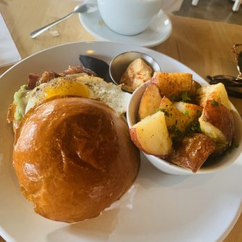 MIAM Cafe - "Le" Breakfast Sandwich - Sandwiches Near Me - Miami, Florida