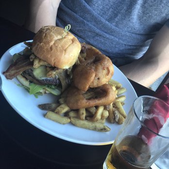 The Hive Bar & Grill - BBQ burger - American Near Me - Wildomar, California The Hive Bar & Grill - BBQ burger - American Near Me - Wildomar, California