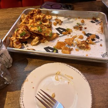 Jason Aldean’s - Nachos - Sports Bars Near Me - Pittsburgh, Pennsylvania