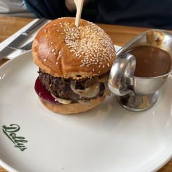 Café Dolly - Traditional Danish beef burger with gravy