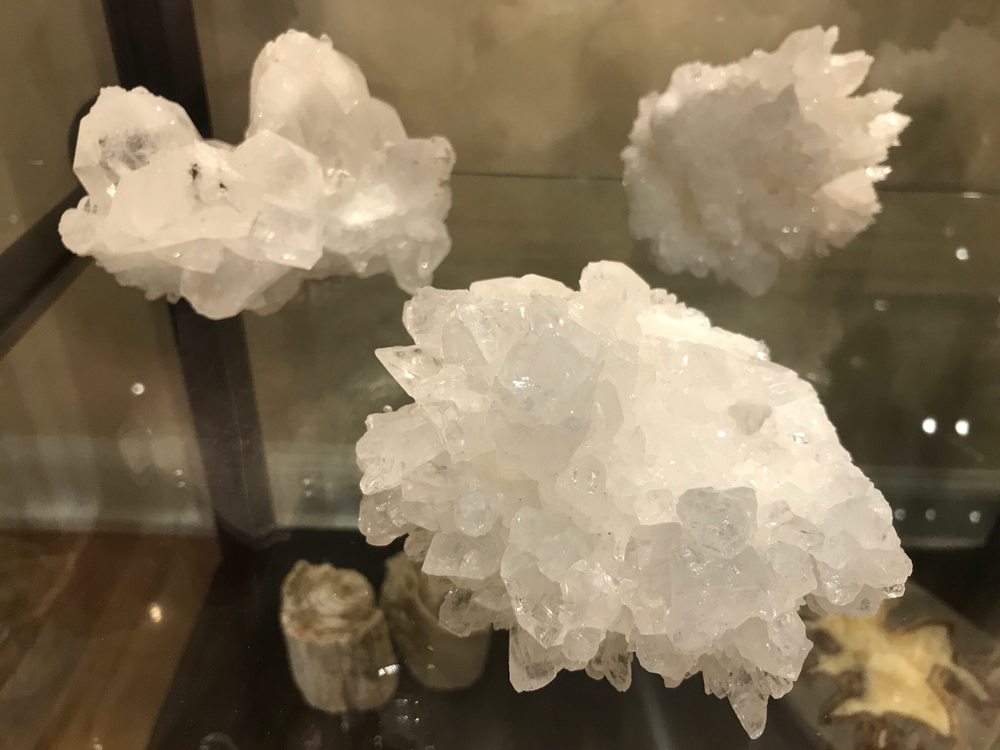 LAURA ATWOOD STUDIO BEADS & TRADING Updated October 2024 74 Photos