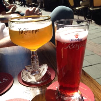 De Pilsener Club - Nom nom - Pubs Near Me - Amsterdam, New Hampshire