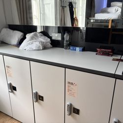CoDE Pod Hostels - THE CoURT