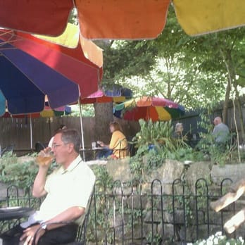 Blue Moon Cafe - Cafes Near Me - Shepherdstown, West Virginia
