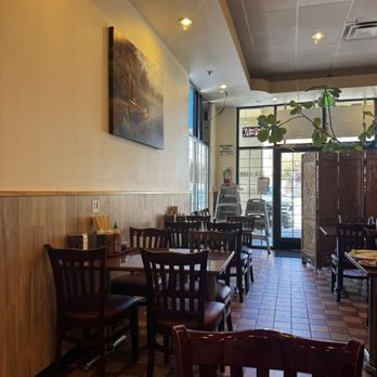 Thien Long - Inside seating - Vietnamese Near Me - San Jose, California Thien Long - Inside seating - Vietnamese Near Me - San Jose, California