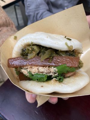 Yuan Fang Gua Bao by null