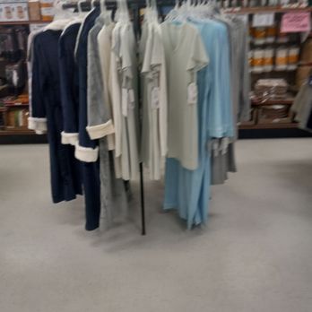 Ocean State Job Lot - SWEATERS - Discount Store Near Me - Danvers, Massachusetts