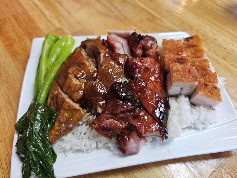 Food from 338 BBQ