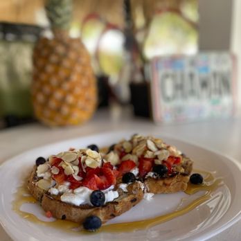 Chaman Creative Kitchen - Unreal! The Chaman toast was delicious and the service is excellent. - Bars Near Me - Sayulita, NAY