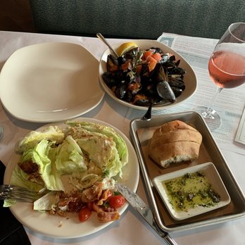 Bonefish Grill - Mussels Josephine (PEI) - Seafood Near Me - Orlando, Florida