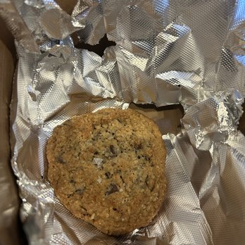 Kitab Cafe and Bookstore - Sea salt chocolate chip cookie - Bookstores Near Me - Hamtramck, Michigan