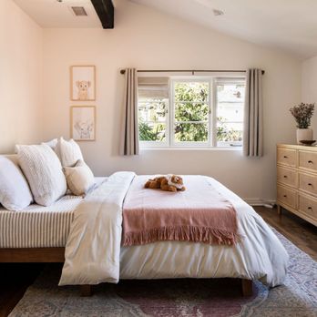 Julie Mollo Homes - Real Estate Agents Near Me - Los Angeles, California Julie Mollo Homes - Real Estate Agents Near Me - Los Angeles, California