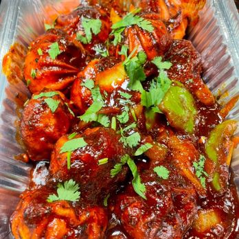 Charga On The Pike - 10 Chicken Chilly Momos (Dumplings) - Pakistani Near Me - Arlington, Virginia