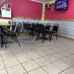 El Carlos - Dining room