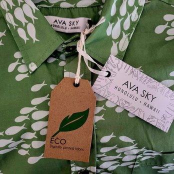 Fighting Eel - I Love the green colored Aloha shirt! - Women's Clothing Near Me - Honolulu, Hawaii Fighting Eel - I Love the green colored Aloha shirt! - Women's Clothing Near Me - Honolulu, Hawaii
