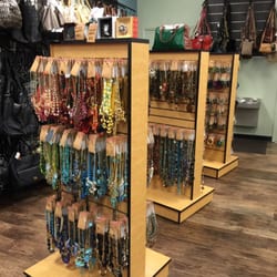 Style Encore-West Sand Lake - So organized in the accessories area