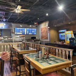 Slow Country BBQ - Restaurant