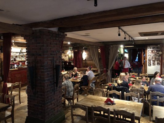 Restauracja Polska Czerwony Wieprz by null