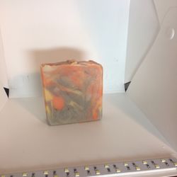 Strohm's House of Nails - Lavender Clay Soap
Lavender essential oil with Bentonite Clay