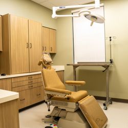 Hermitage Oral and Maxillofacial Surgery - Surgical suite