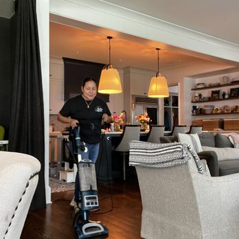 Spotless Home cleaning service - Vacuum cleaner - Home Cleaning Near Me Spotless Home cleaning service - Vacuum cleaner - Home Cleaning Near Me