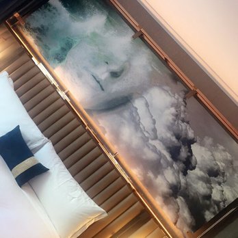 Hotel EMC2, Autograph Collection - I love the art - Hotels Near Me - Chicago, Illinois Hotel EMC2, Autograph Collection - I love the art - Hotels Near Me - Chicago, Illinois