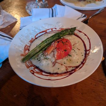 Thistle Inn Restaurant - Lobster brady - Salad Near Me - Boothbay Harbor, Maine Thistle Inn Restaurant - Lobster brady - Salad Near Me - Boothbay Harbor, Maine