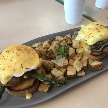 My Cafe - 1/2 pork and 1/2 crab Benedict - Breakfast & Brunch Near Me - Kapolei, Hawaii